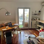 Eiffel Tower View Apartment